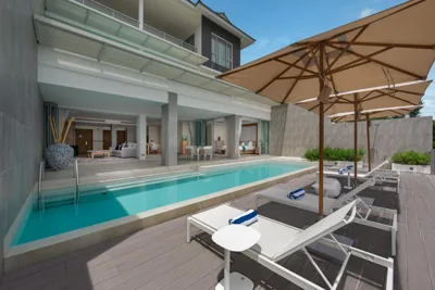 Apartment with Pool View — Beachfront Residences - Stunning Sea and Lake View