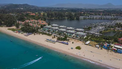 Apartment with Terrace — Beachfront Residences - Stunning Sea and Lake View