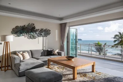 Superior Apartment — Beachfront Residences - Stunning Sea and Lake View